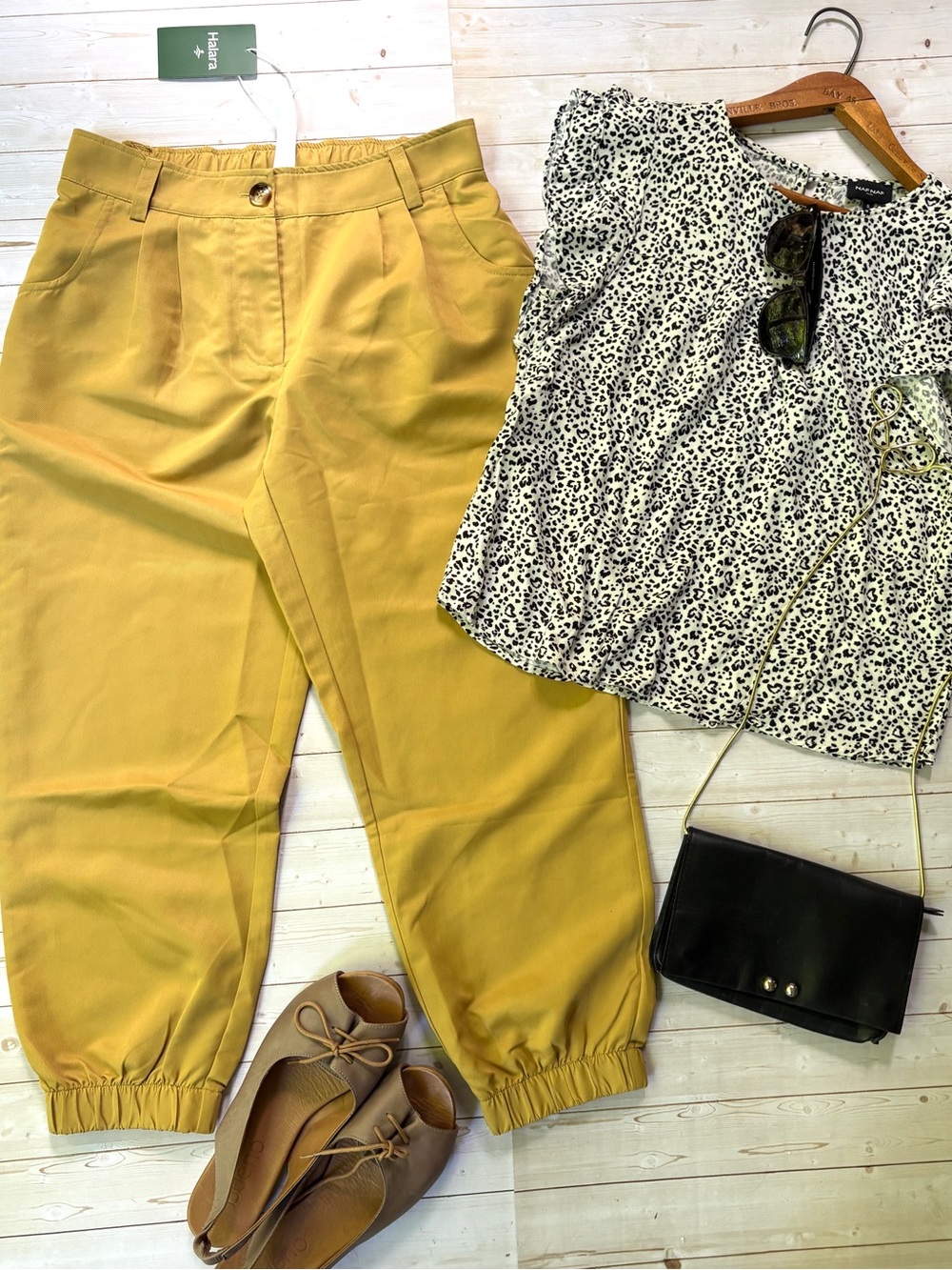 Halara cuffed pants - new with tags